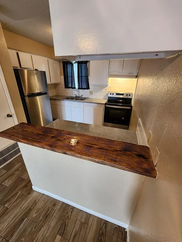 6210 Waltrip St — Photo 3