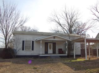 704 Avenue 1 NW, Atkins, AR 72823