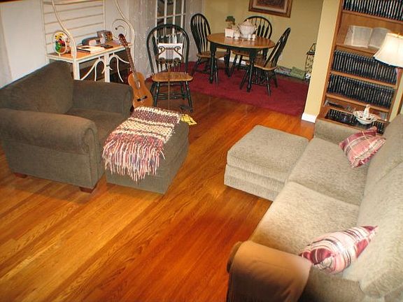 Living room to dining