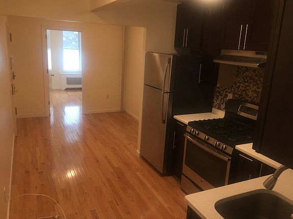 2nd image of 320 Prospect Ave #1