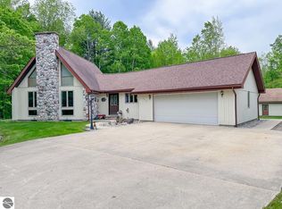 4809 N Alamando Rd, Coleman, MI 48618