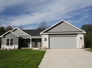 6145 Red Maple Rd, Battle Creek, MI 49014