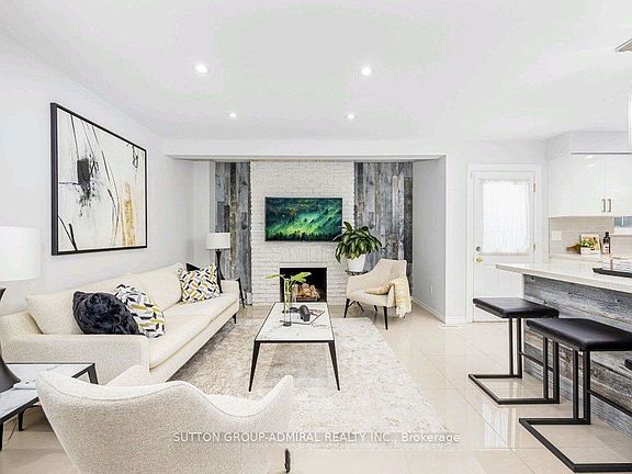 5th image of 34 Kitsilano Cres