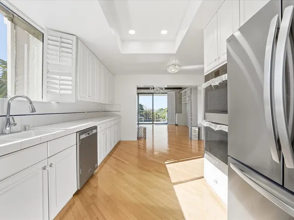 1917 Via Estudillo, Palos Verdes Estates, CA 90274