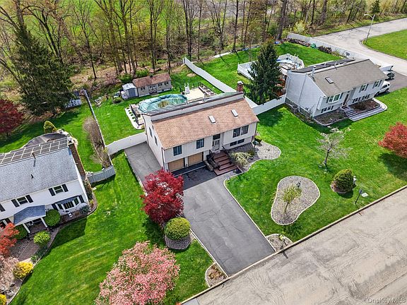 2nd image of 3 Arlington Drive