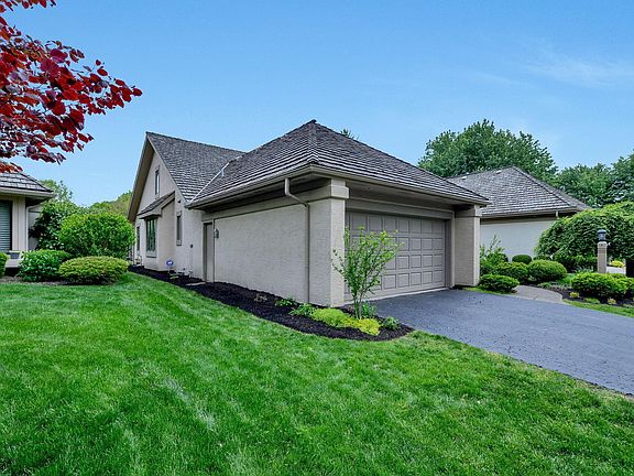 4th image of 224 Green Springs Dr
