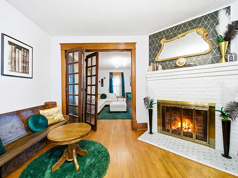 411 N Oak Ave — Photo 14