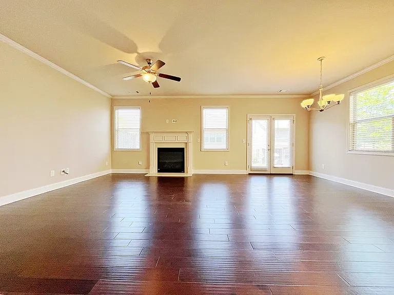 330 Holdings Dr — Photo 9