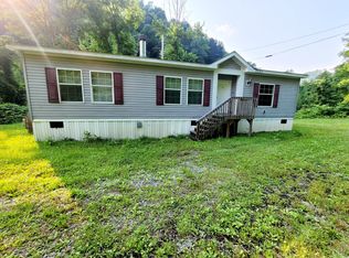 20245 Dickenson Hwy, Clinchco, VA 24226