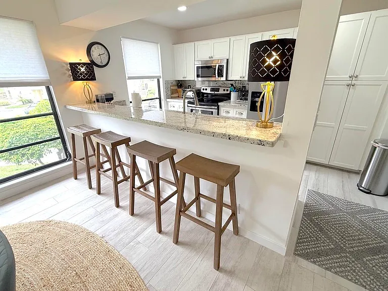 616 Brackenwood Cv #616 — Photo 9