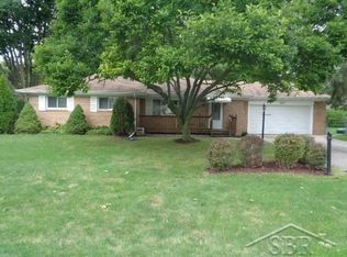 2651 Haenlein Dr, Saginaw, MI
