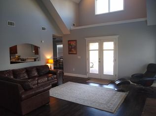 25 Hillside Ct, Phenix City, AL 36870