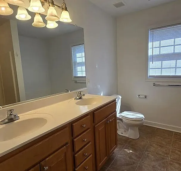 5591 Scotsview Dr — Photo 16