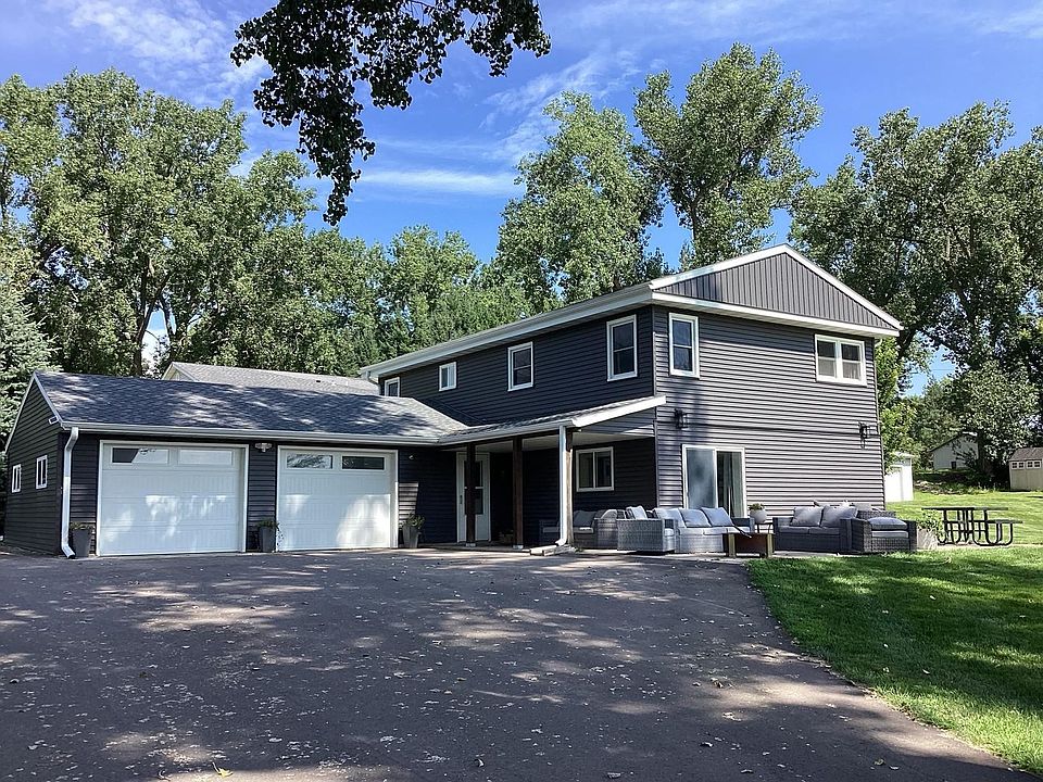 1st image of 21950 733rd Ave