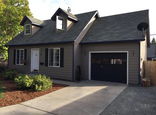 531 NW D St, Grants Pass, OR 97526