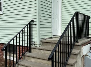 2 Center St #1, Edison, NJ 08817