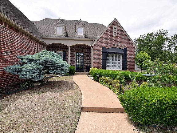 5th image of this home