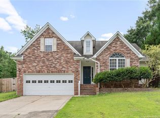 196 Oakmont Dr, Raeford, NC 28376