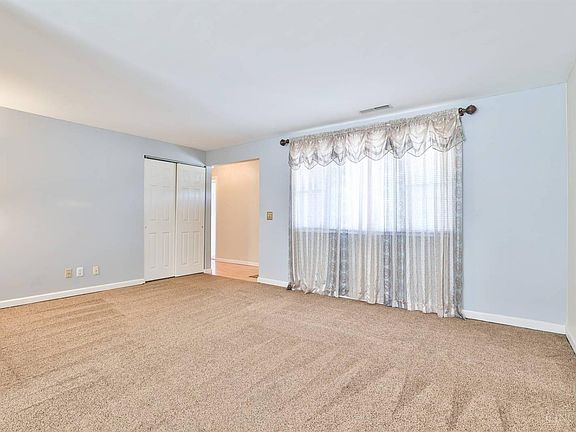 5th image of 5483 Cleander Dr