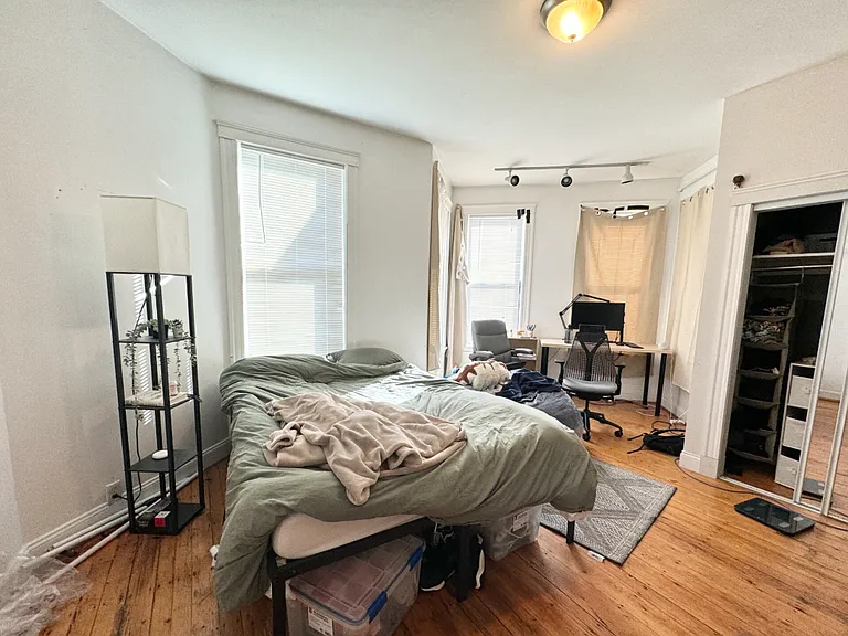 37 Hillside St #1F — Photo 6