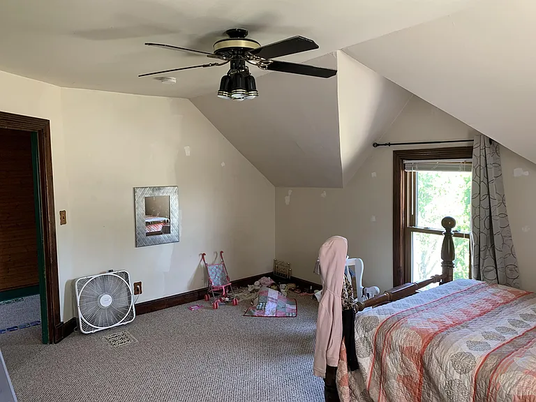 342 Elm St — Photo 14