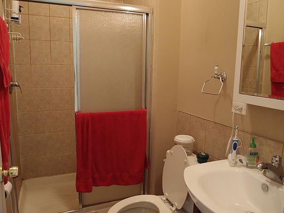 5th image of 5018 S Blackstone Ave APT 301