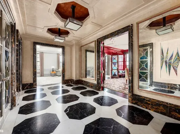 1030 5th Avenue image 1 of 14