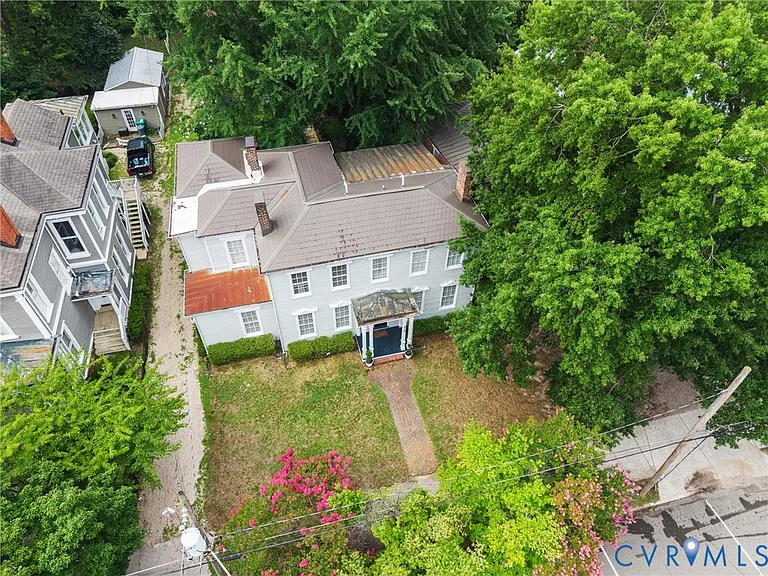 416 W Washington St — Photo 36