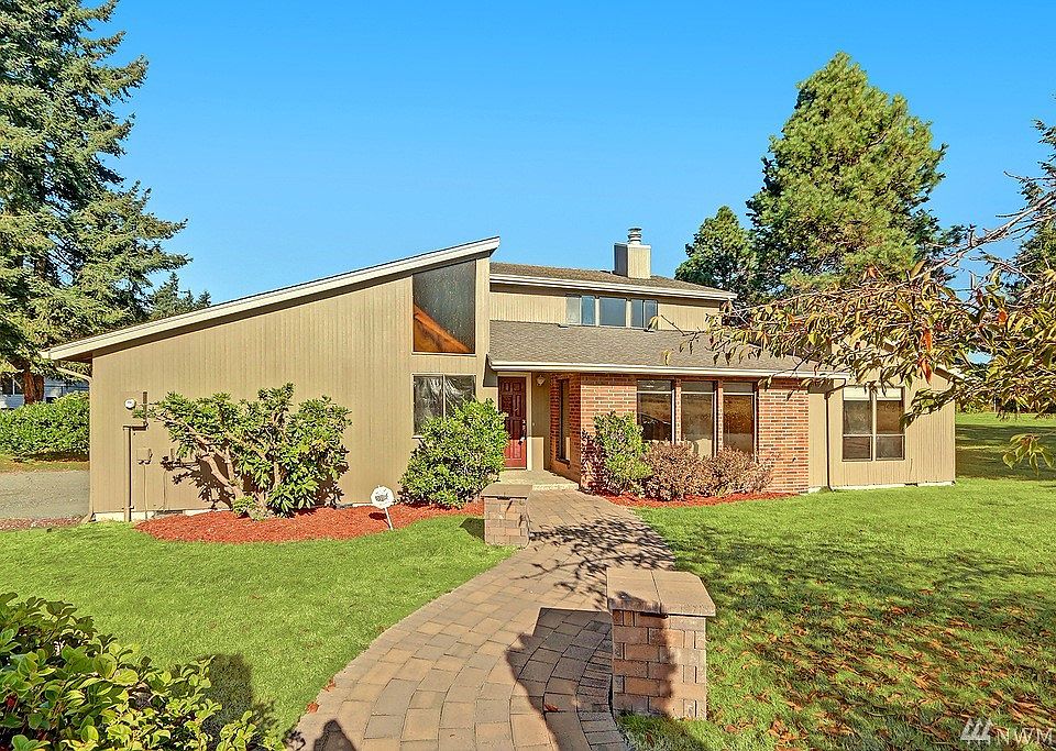 1st image of 12108 Cochise Ln SW
