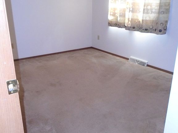 5th image of 1551 W Main St #1