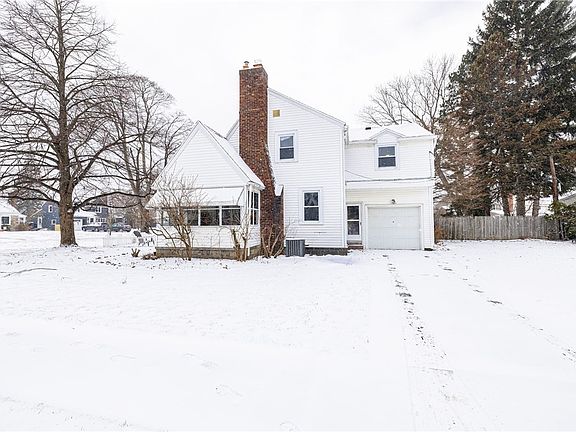 4th image of 166 Thorncliffe Dr