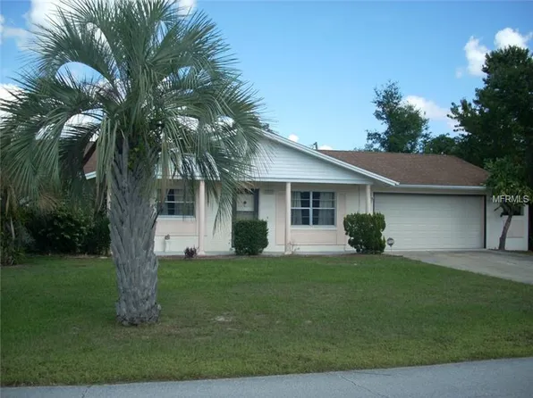 1122 Wilmington Dr, Deltona, FL 32725