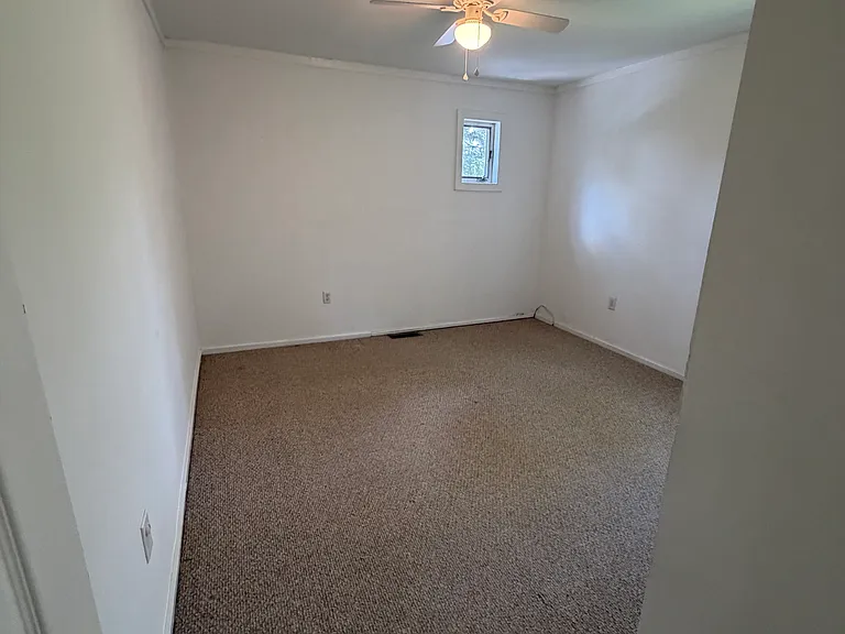 1151 Albany Post Rd — Photo 15