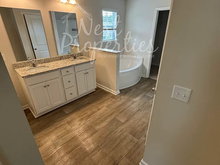 198 Carriagebrook Cir — Photo 8