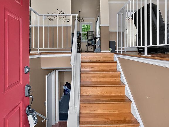 4th image of 13100 N Point Ln