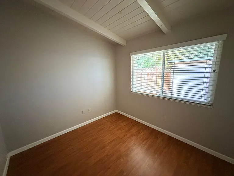 35 Kuhl Ct — Photo 15