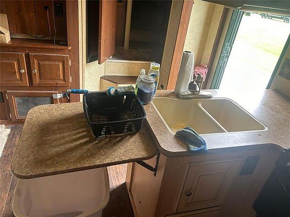 2nd image of 108 Windmill Ln