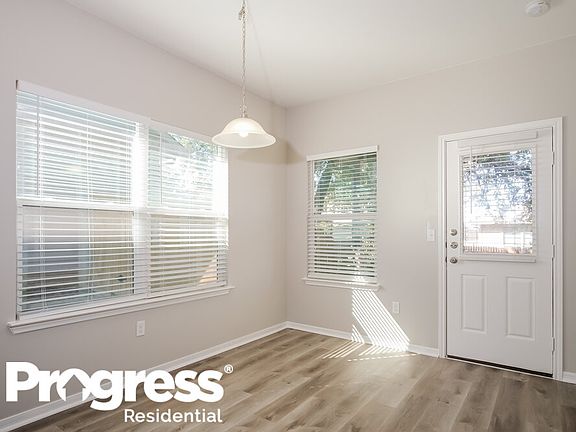 5th image of 203 Turtle Creek Dr