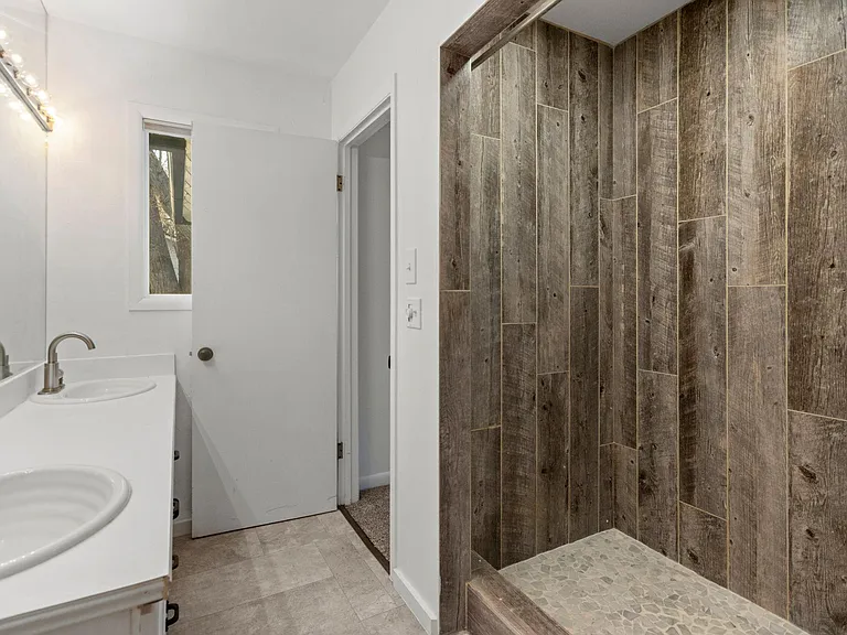 2104 Silver Sage Trl — Photo 8