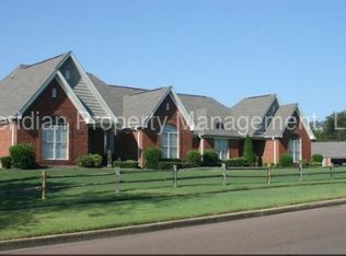 8820 Glen Cir, Olive Branch, MS 38654