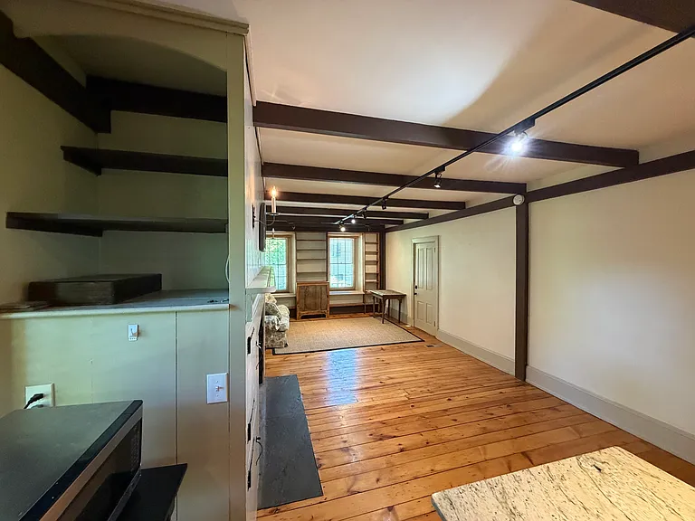 1298 Hares Hill Rd — Photo 15