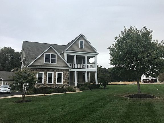 2nd image of 144 Grays Pond Ln
