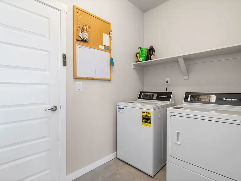 965 Mount Andrew Dr — Photo 16
