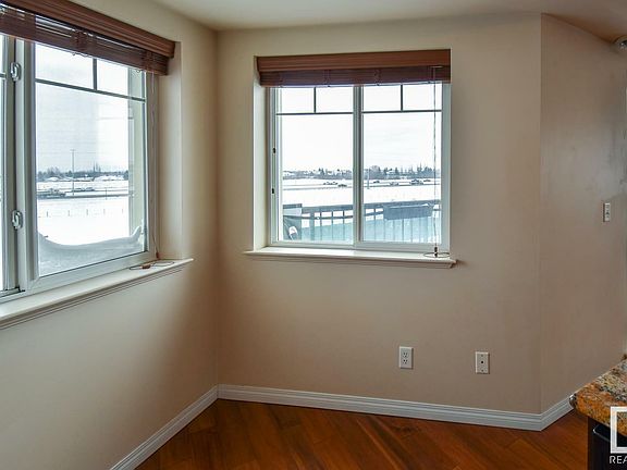 5th image of 6925 199th St NW #414