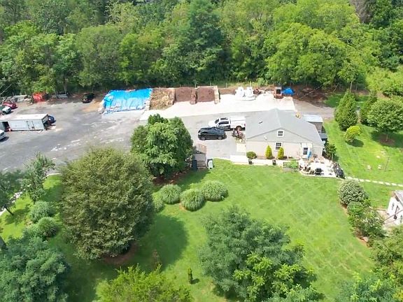 2nd image of 25110 Old Hundred Rd