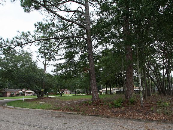 3rd image of 0 Langland Dr