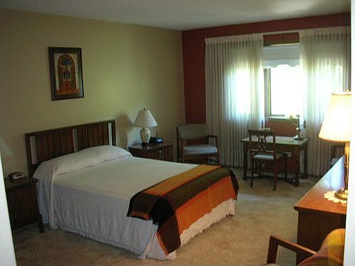 5th image of 4005 W 93rd St APT 3E
