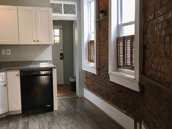 D88412B3-33F4-4870-A713-14603538DD9B