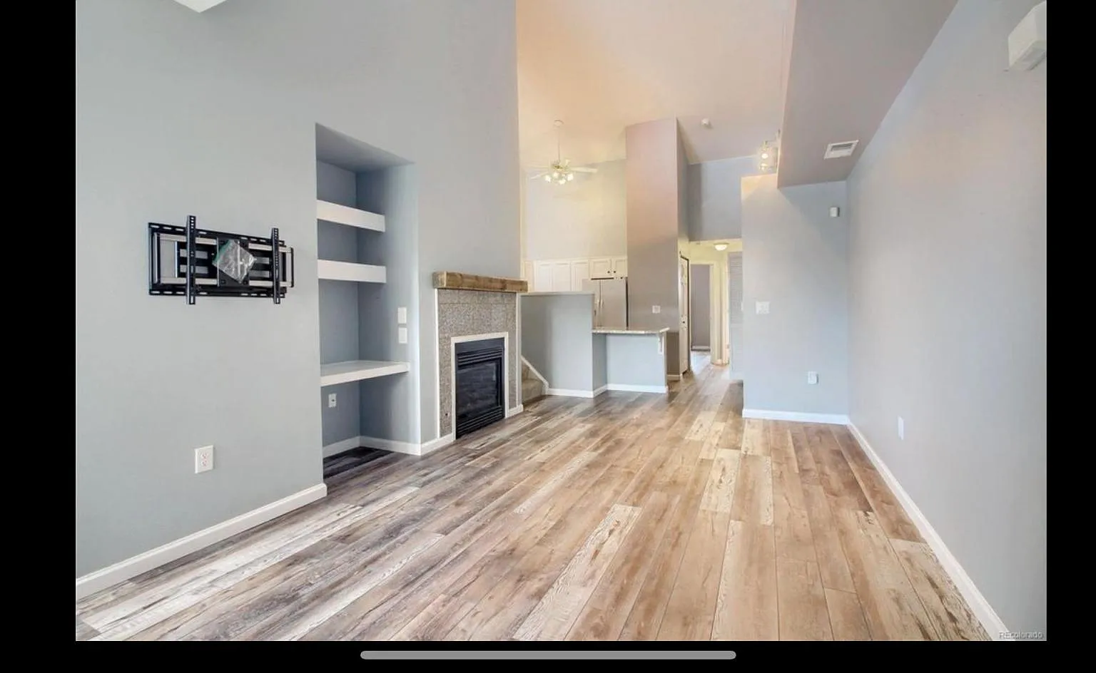 2 bed, 1060 sqft, $1,765 — Photo 1