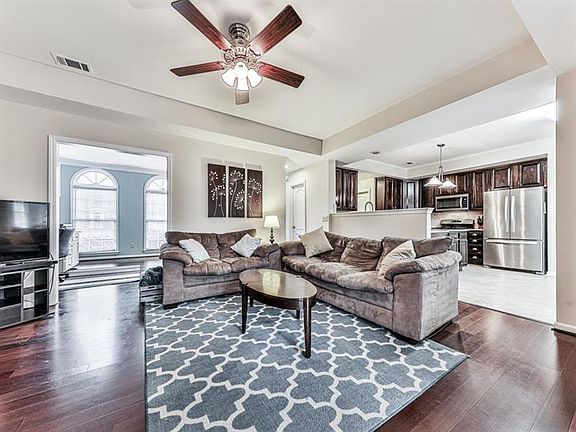 4th image of 2186 Whitehall Dr NE